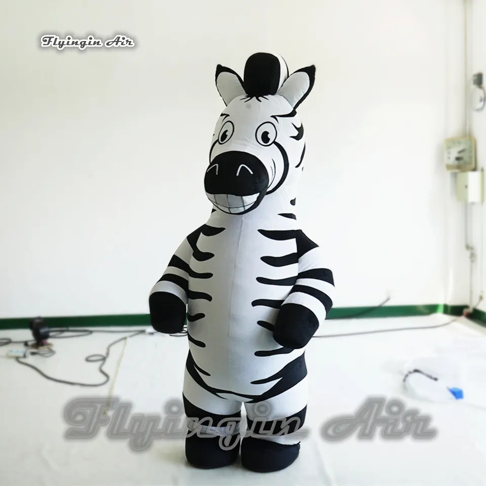 Parade Performance Walking aufblasbares Zebra-Kostüm, 2 m, lustiger tragbarer aufblasbarer Cartoon-Tier-Maskottchen-Anzug für Erwachsene für Veranstaltungen