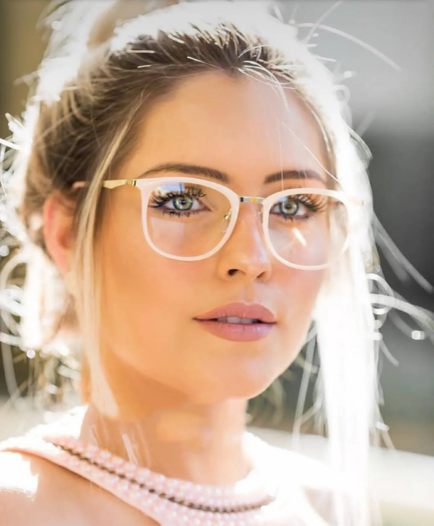 Clear store glass eyeglasses