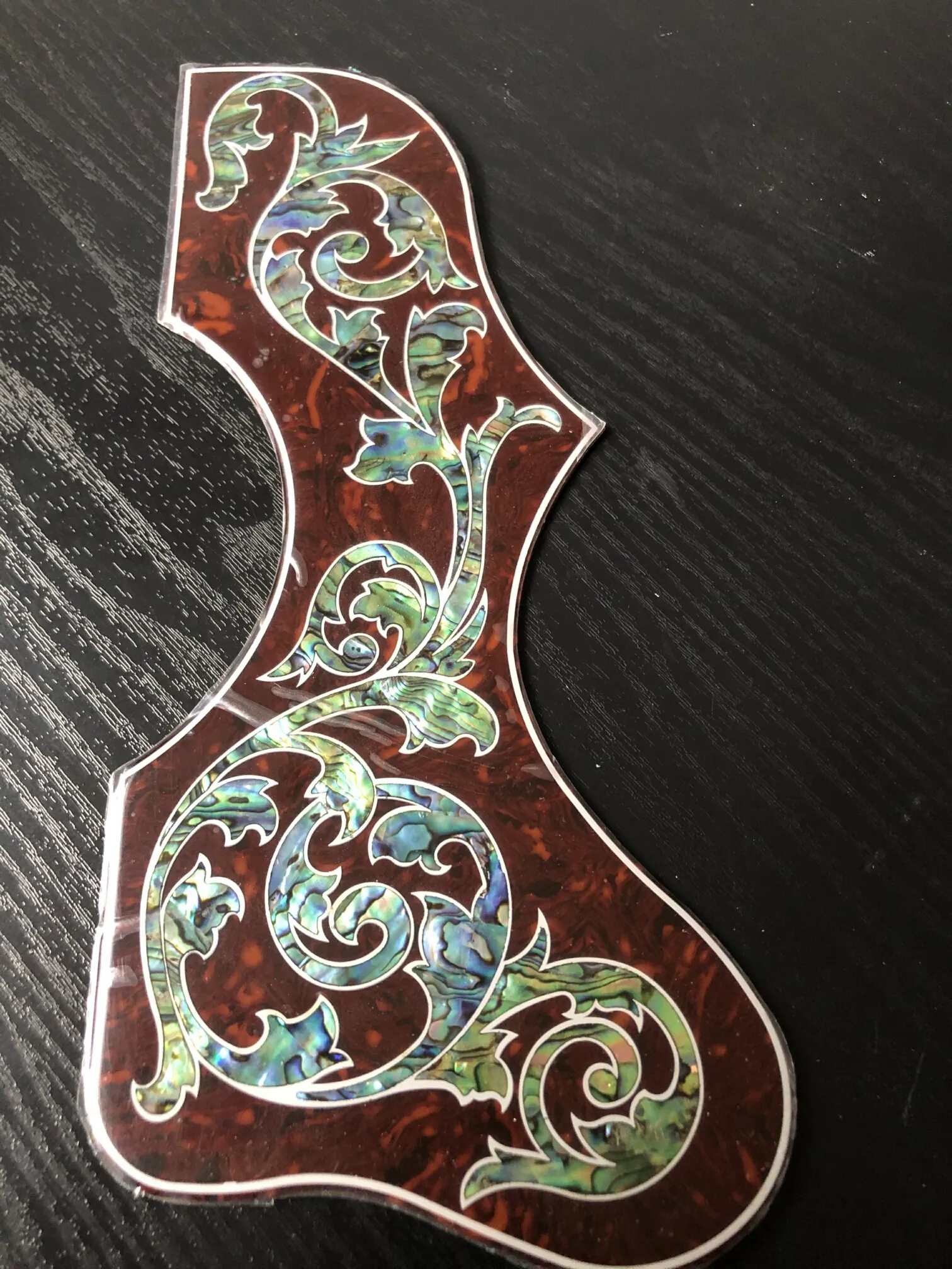 2.0MM PVS Guitar Guitar Pickguard Sthick Abalone مطعمة مع لوحة واقية من البروبوليس.