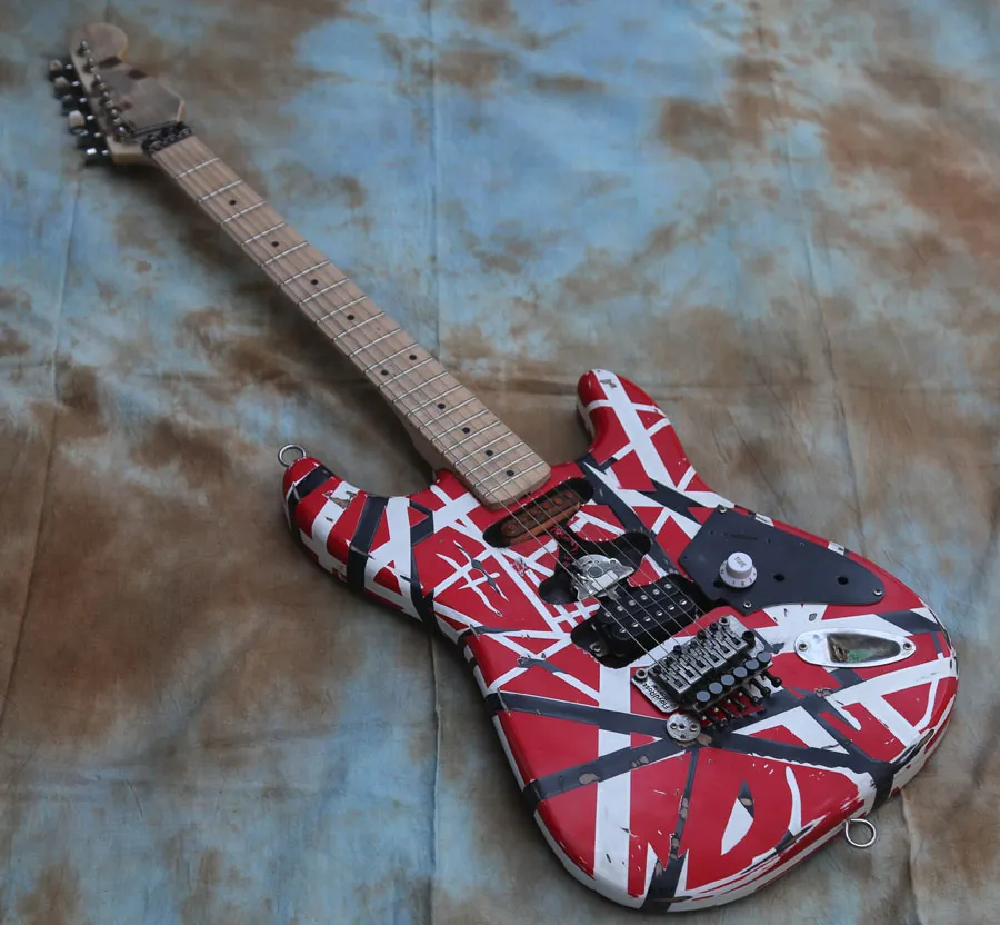 Ciężki relikwia Van Halen Czarna biała pasek Red Franken Electric Gitara Floyd Rose Tremolo Bridge, Oll Body, Maple Scyk