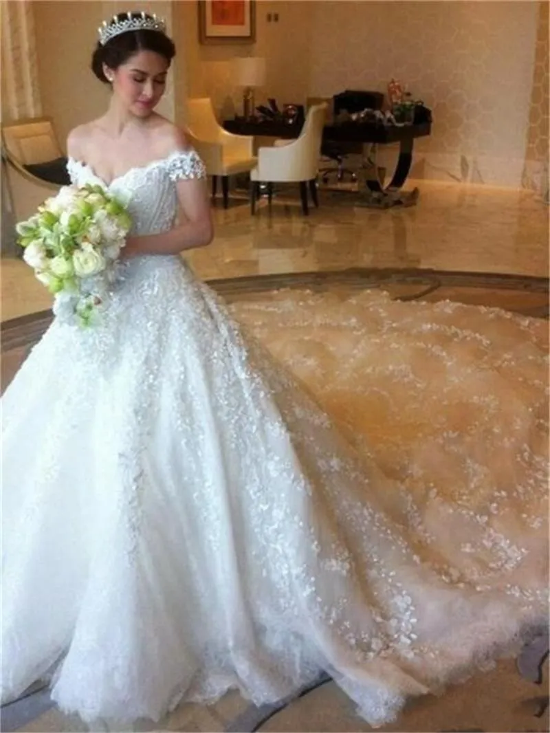 2022 luxe robe de bal robes de mariée romantique long train hors de l'épaule cathédrale train tulle dentelle appliques à lacets robes de mariée