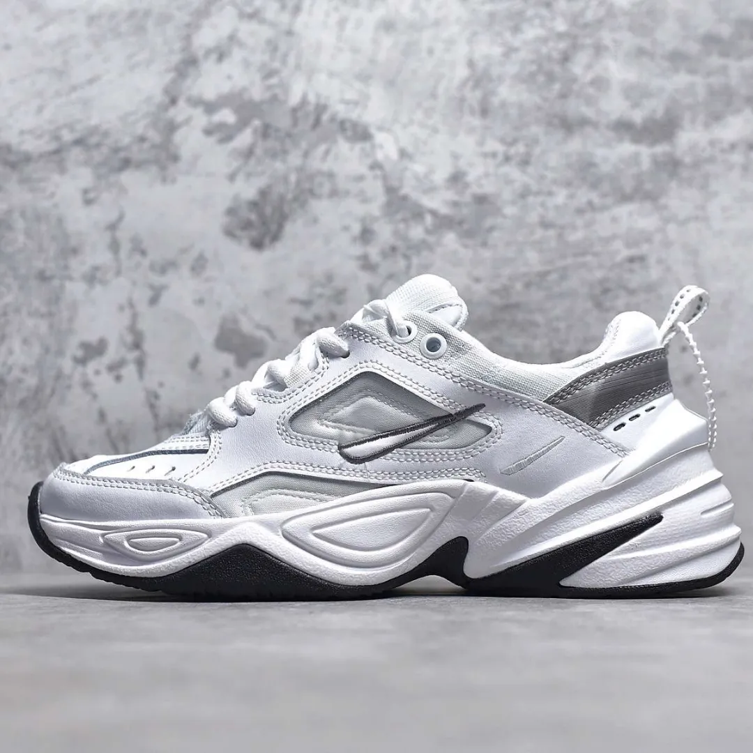 Zoom M2K 2K Tekno 2000 scarpe da corsa per le donne Triple Black White  dinamica sportiva