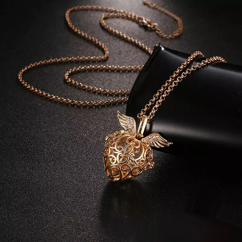 Oyl'e Aromatherapy Necklace in Rose Gold, scented jewellery | Freya Natural Therapy | Freya Natural Therapy