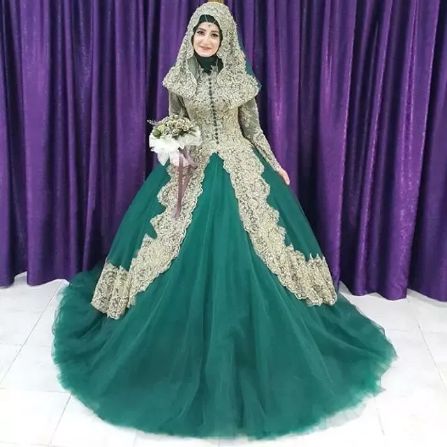2019 Modest Turkish Islamic Ball Gown Wedding Dress Corset Back Robe De Mariage Gold Lace Applique Hijab Dubai Kaftan Muslim Bridal Gowns