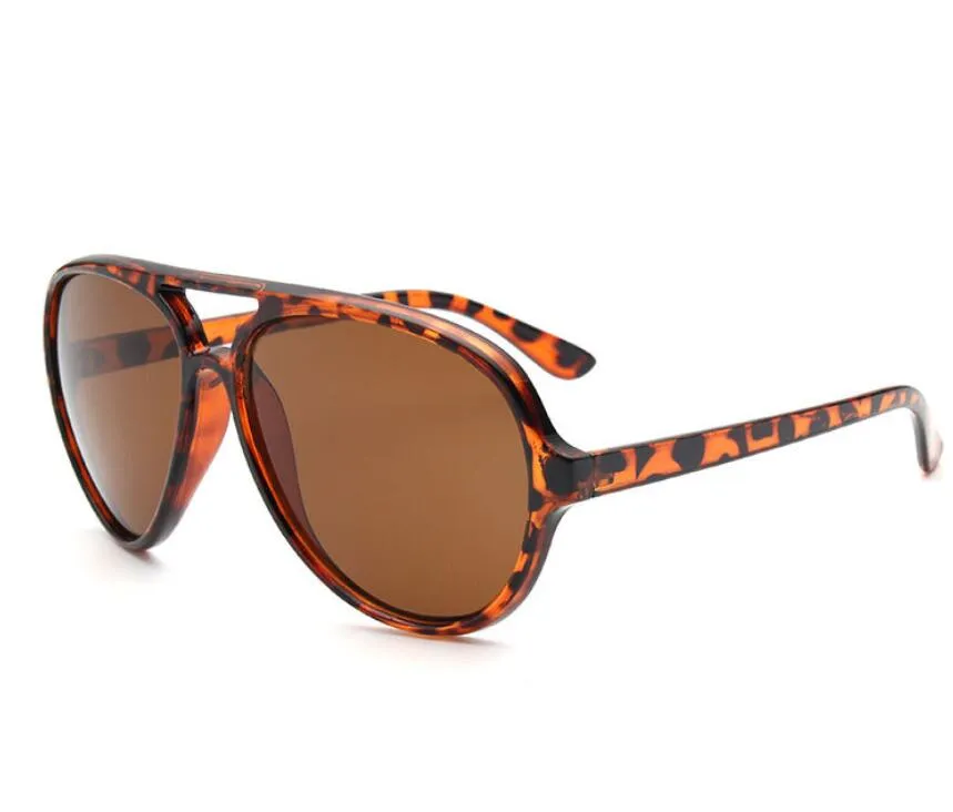 Unisex Oversized Square Mirror Sunglasses, UV400 Protection  display picture 2
