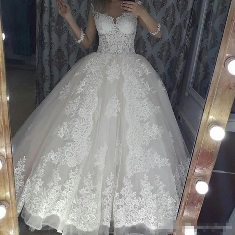 2019 Lace Applique Ball Gown Wedding Dresses with Straps Organza Sweep Train Custom Made Plus Size Wedding Bridal Gowns