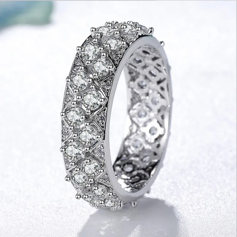 Gros-plein cercle CZ diamant dames bague de créateur de luxe bijoux étoilé argent plaqué bague femme avec boîte cadeau Saint Valentin