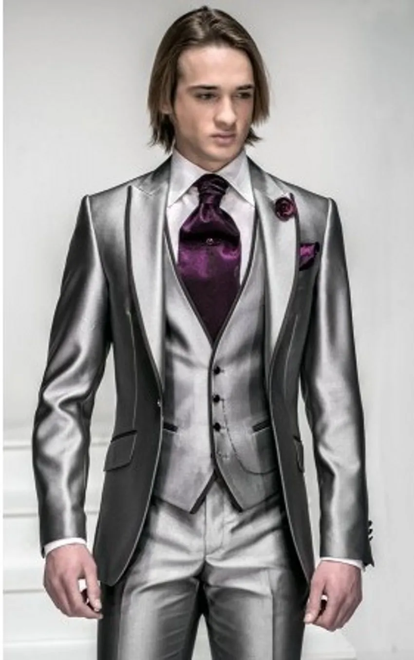 Fashion Shinny Silver Grey Men Smoking da sposa Peak Risvolto One Button Smoking da sposo Uomo Cena / Darty Prom Dress (Giacca + Pantaloni + Cravatta + Gilet) 2651