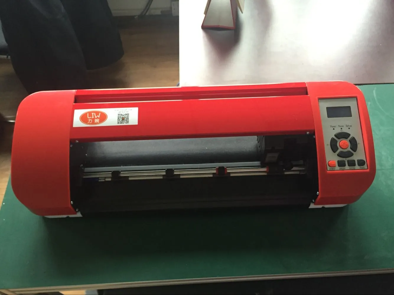Traceur de bureau de coupeur de vinyle d'imprimantes avec la fonction automatique de découpe