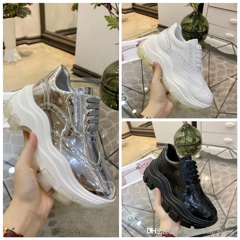 2019 Latest Catwalk Genuine Leather Platform Matching Thick Soled