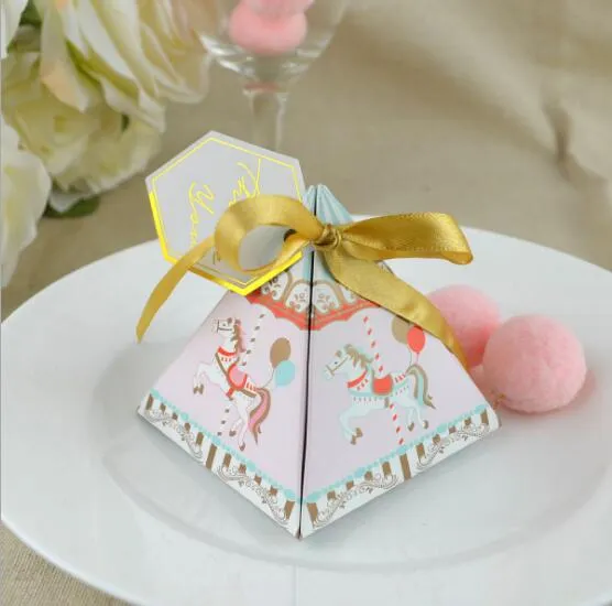 Cute Carousel Style Triangular Pyramid Baby Shower Candy Box Baby Baptism Birthday Party Supplies Gift Box 100pcs