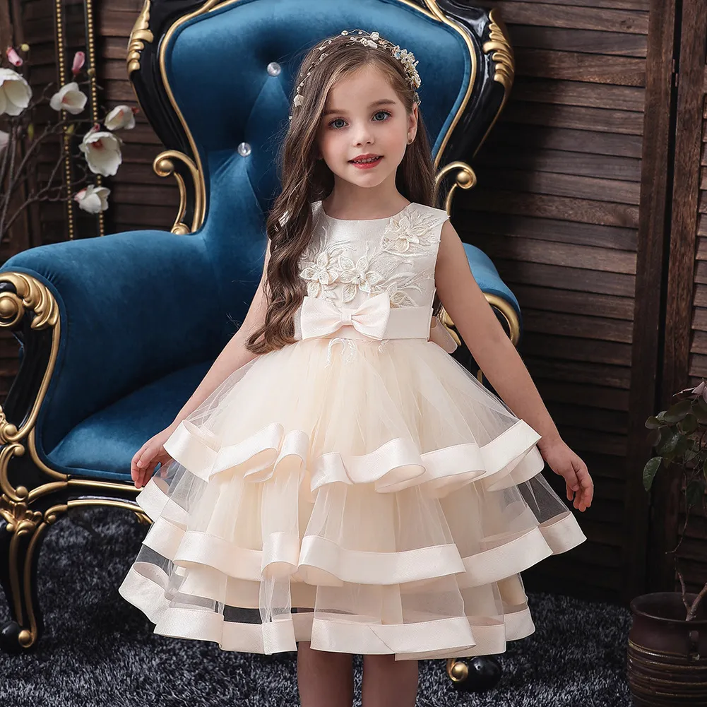 2019 Pagant Flower Girl Dresses White Ivory Boho First Communion Dress For Little Girl Tutu Ball Kake Billiga Toddler Kids Bröllopsklänning