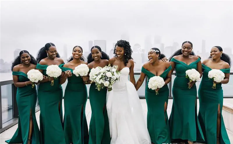 Custom-made South emerald satin bridesmaid dresses for Summer Garden Weddings - Black Girls' Formal Guest Gowns in Plus Sizes