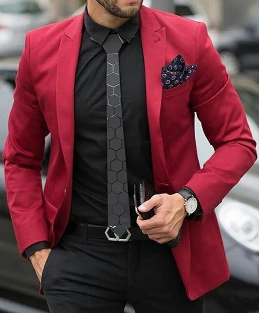 Red Peak Lapel Groom Red Tuxedo Slim Fit Formal Suit For Prom And