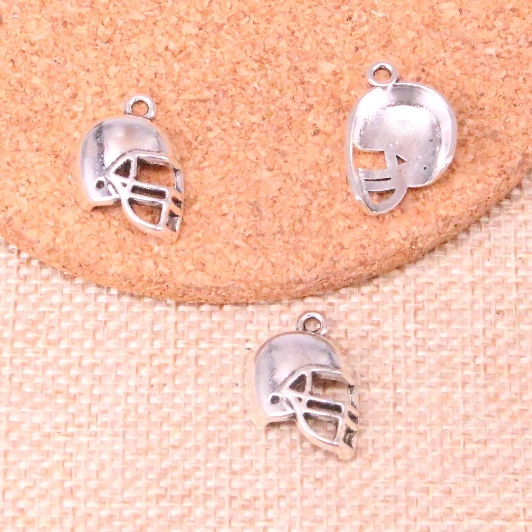 92 pièces breloques football casque 20*15mm fabrication Antique pendentif ajustement, Vintage argent tibétain, bricolage bijoux faits à la main