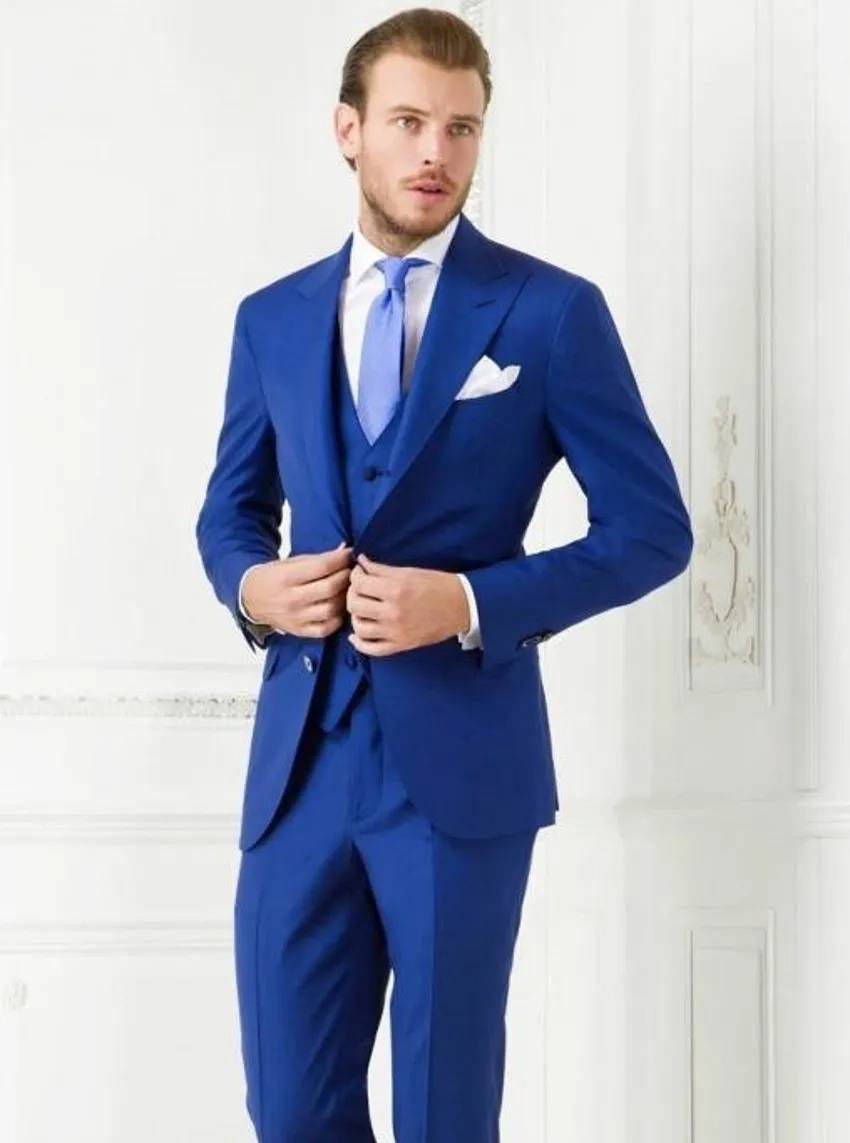 Fashion Royal Blue Groom Tuxedos Peak Lapel Groomsmen Mens Wedding Dress Excellent Man Jacket Blazer SuitJacket Pants Vest Tie 18 From 85 43 DHgate