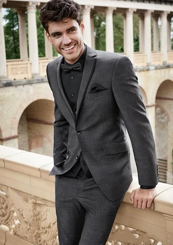 Yeni stil iki düğme Koyu Gri düğün Damat Smokin Notch Yaka Groomsmen erkek takım elbise balo Blazer (ceket+pantolon+yelek+kravat) NO: 2013