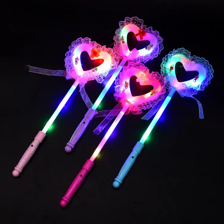 Tillverkare Sälj Lysande Fairy Sticks Flash Magic Wand Dance Performance Peach Heart Princess Stick Stand Lysous Toys