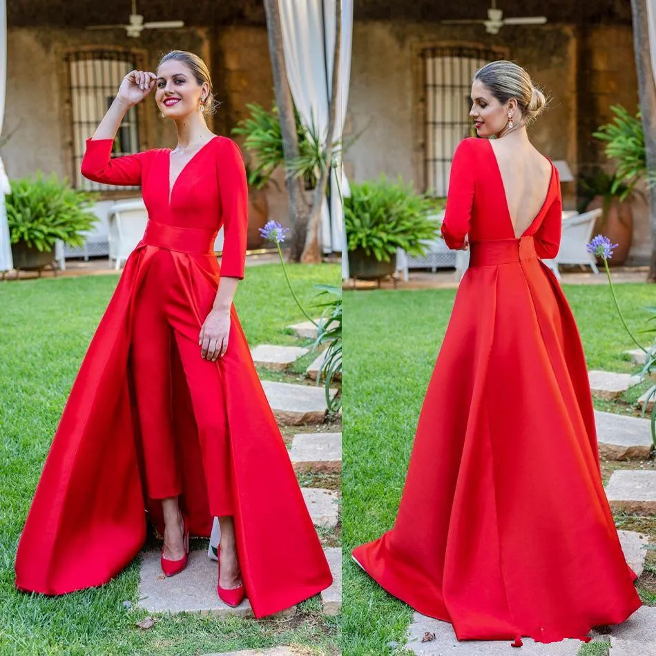 Krikor Jabotian Tute rosse Abiti da sera convenzionali 2019 Tuta con scollo a V Prom Party con strascico Pantaloni da indossare per donna Custom Made