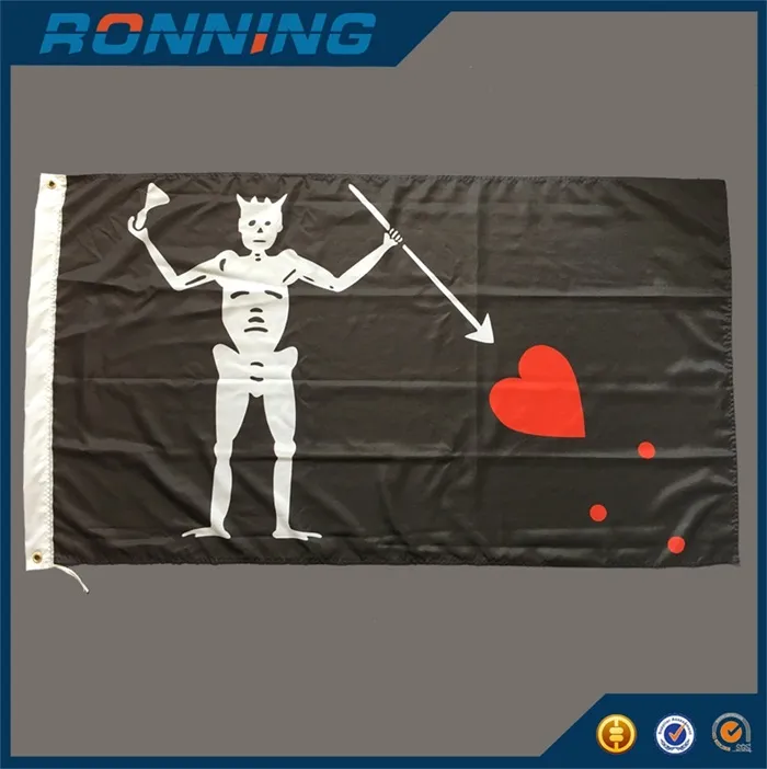 90 x 150 cm, Piratenflagge, menschlicher Totenkopf mit Speer für rotes Herz, 100D, hochwertiges Polyester-Material zum Verkauf