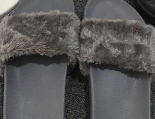 Designer-A Fenty Slippers, Fenty Leadcat Fur Slide Slippers, Rihanna Fenty Slide, femmes Sandales noires intérieures