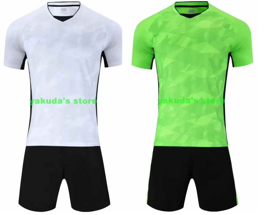 Descuento 2019, rendimiento de malla para hombres con tantos estilos de colores, conjuntos con uniformes cortos, tienda, kits de uniformes de ropa de fútbol personalizados populares