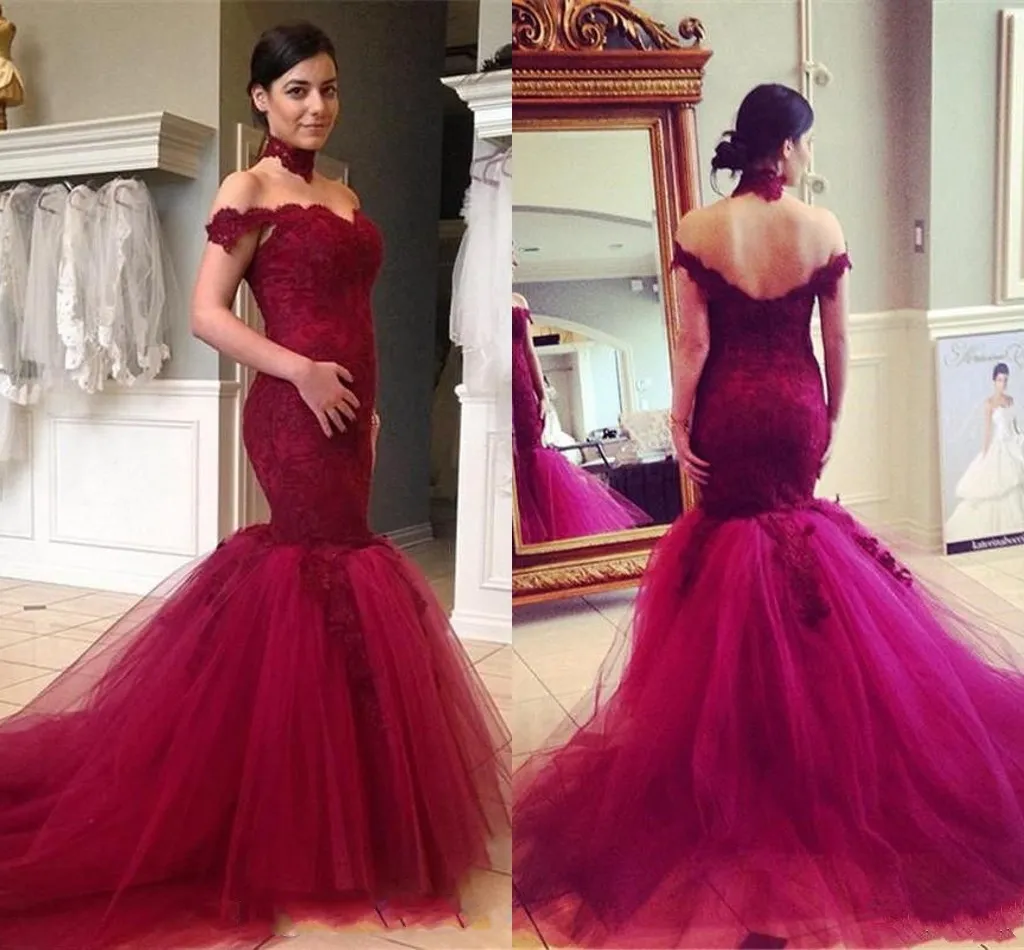 Abiti da sposa sexy a sirena bordeaux con spalle scoperte Appliques in pizzo Tulle Corte dei treni Backless Tromba Abiti da sposa formali da sposa