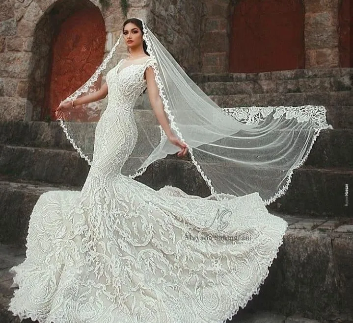 Bridal veils on sale chapel length