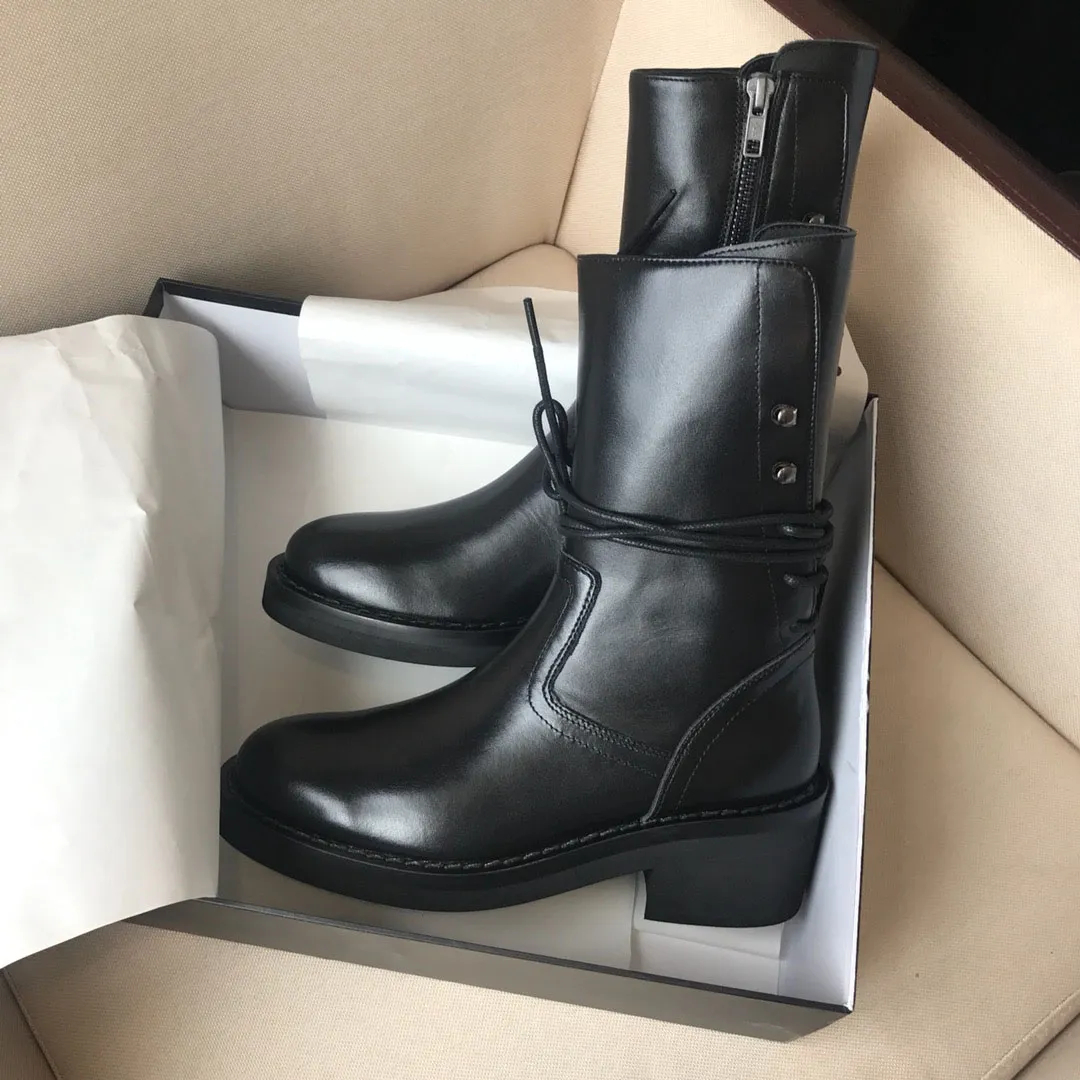 Hot Sale-Cowskin Martin Fram bakre band Chunky Low Heel Women Mid Calf Stövlar Ladies Ann 19SS Round Toe Zipper Boots Skor Storlek 35-40