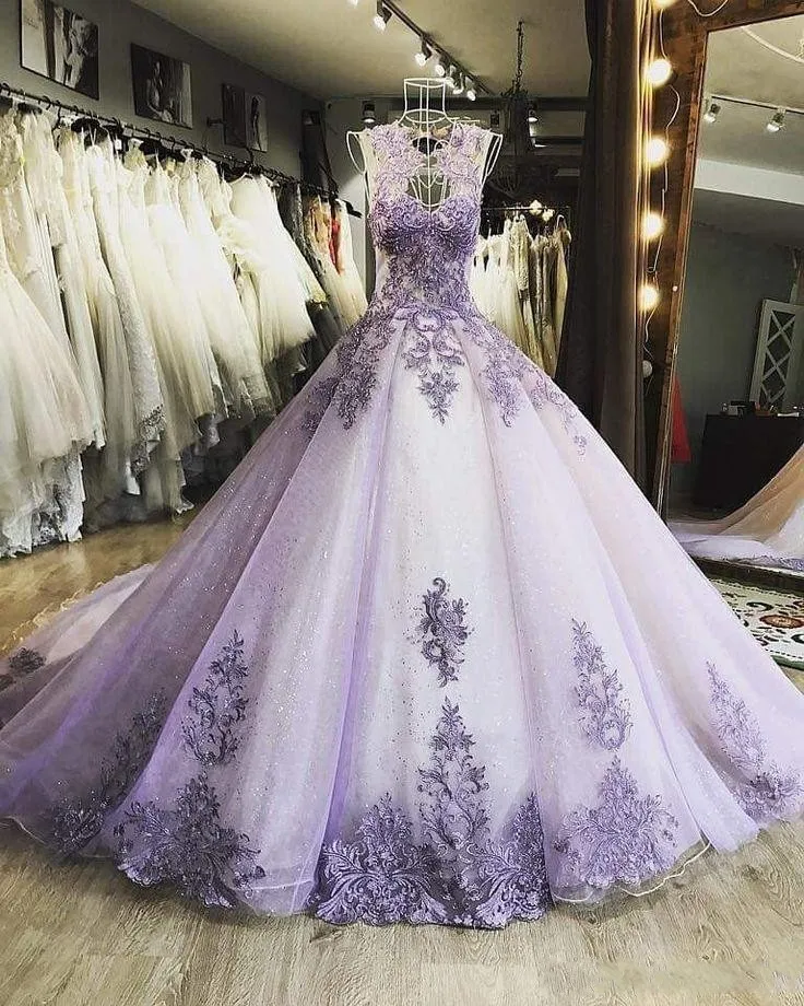 Sparkling Light Purple Quinceanera Gown For Debut Purple With Beaded  Crystal Embellishments And Tiered Ruffles Perfect For Prom, Evening  Parties, And Sweet 16 Celebrations In 2020 From Yes_mrs, $120.45 |  DHgate.Com