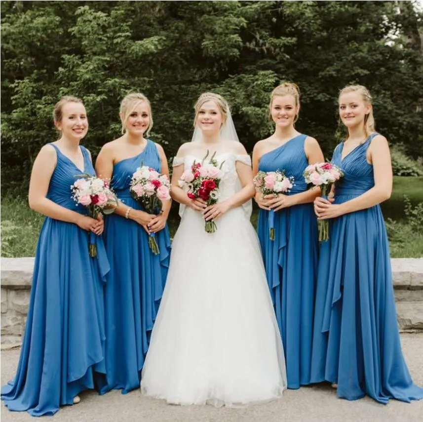 2019 robes de demoiselle d'honneur de pays occidental une épaule longueur de plancher en mousseline de soie demoiselle d'honneur robe forêt fête de mariage vêtements de bal pas cher