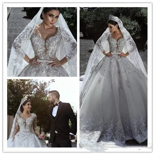 2022 Muslimsk bröllopsklänning Vintage Luxury Ball Gown Long Sleeve Lace African Plus Size Pärlor Beach Zuhair Murad Bridal Gowns296L