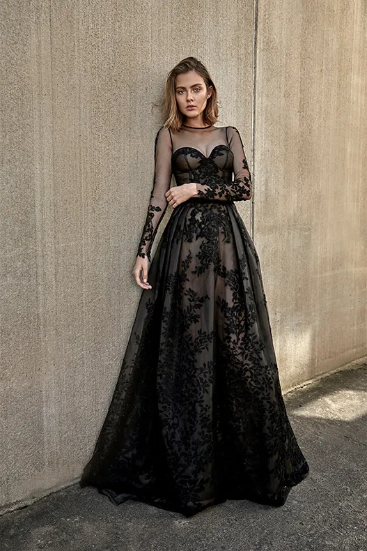 Vintage Black Gothic Wedding Dresses 2019 Long Sleeves Lace Sheer Illusion Sleeves A-line Non White Vintage Bridal Gowns With Color