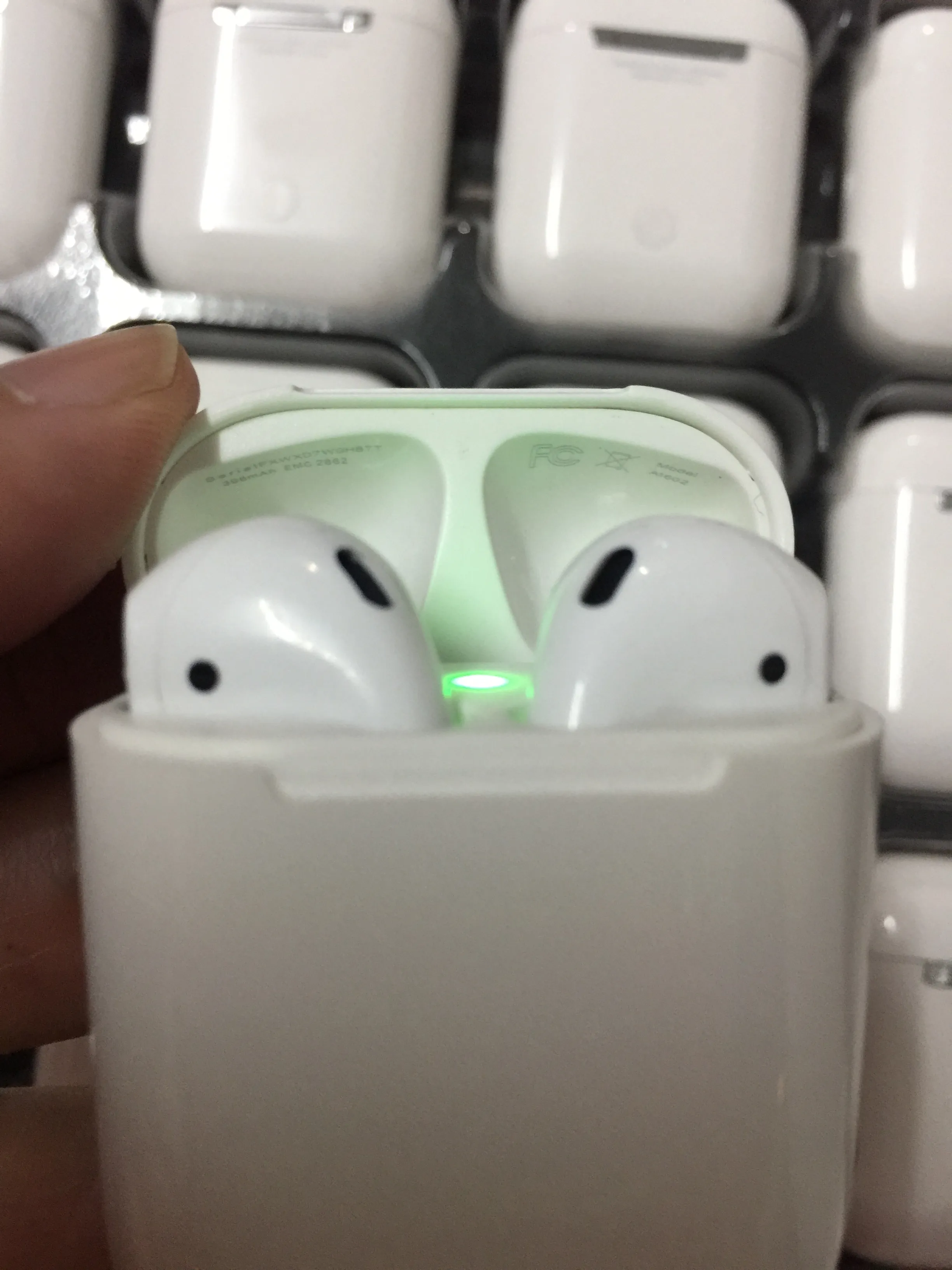 modbydeligt sagtmodighed saltet Anniv Coupon Below] Supercopy Airpods Wireless Bluetooth Earphone Earbuds  For 1:1 In Ear Earphone Deeper Bass With Touch Function For IOS Android  With Logo From Dhgatefactory2019, $45.23 | DHgate.Com