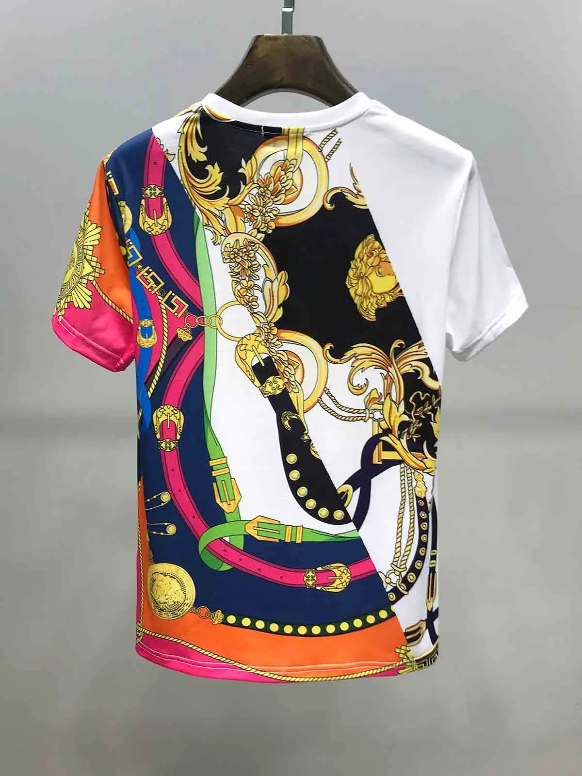 T shirt on sale di moda 2020