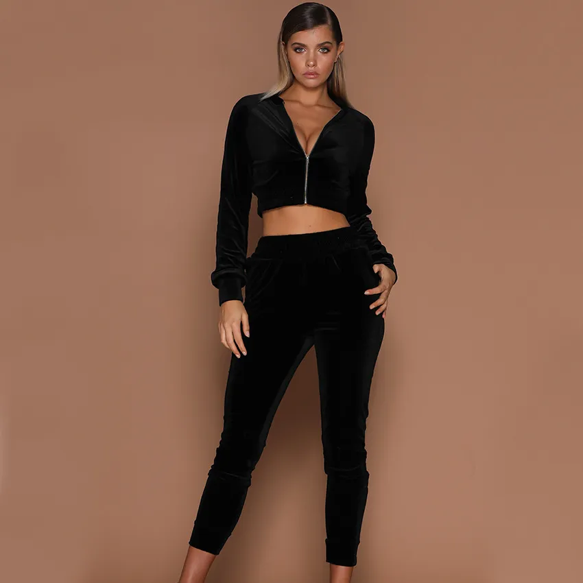 2021 Autunno Tute da donna Due pezzi Velour Gym Outfit Manica lunga Crop + Pant Set di velluto per tuta sportiva da donna UZHT