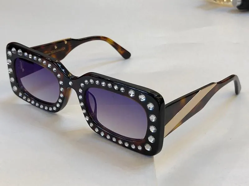 Lunettes de soleil de luxe pour femmes de style limité 020 nouveau style avant-gardiste Lunettes à monture rectangulaire avec lentille UV400 de qualité supérieure en diamant