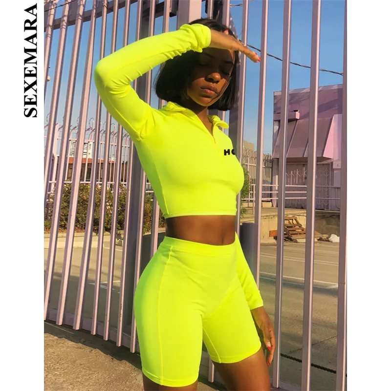 Boofeenaa fluorescerande sexig 2 stycken Set Kvinnor Tracksuit Långärmad Besked Top och Biker Shorts Matchande Sats Neon Sweatsit C70AD9 J190426