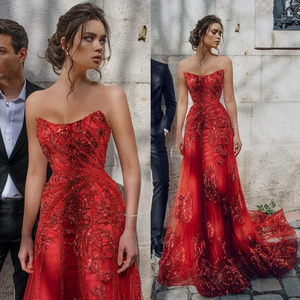 Plus Size Sheer Lace Red Fishtail Prom Dress With Beaded Applique