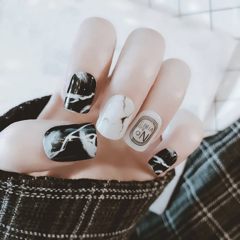 Black marble acrylic nails - YouTube
