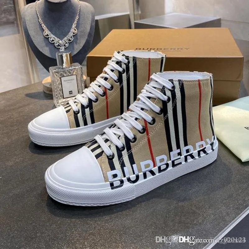 Marca deals delle scarpe