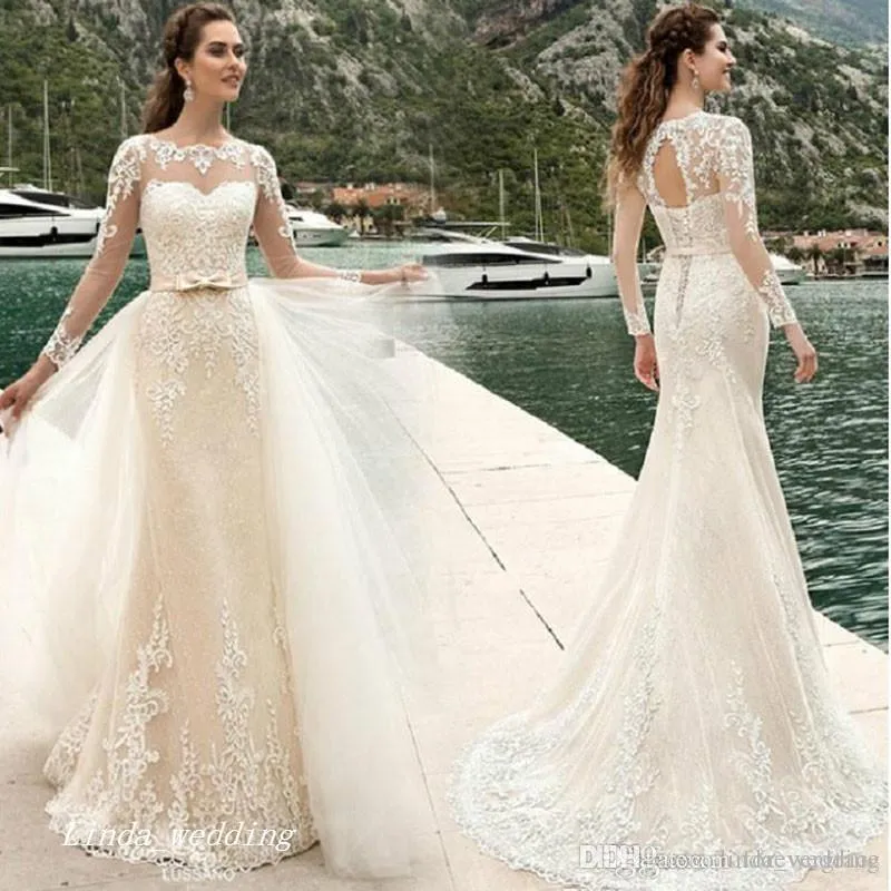 2019 Vintage Arabic Mermaid Wedding Dress Elegant Princess Long Sleeves Lace Bridal Party Dress Plus Size Vestido De noiva