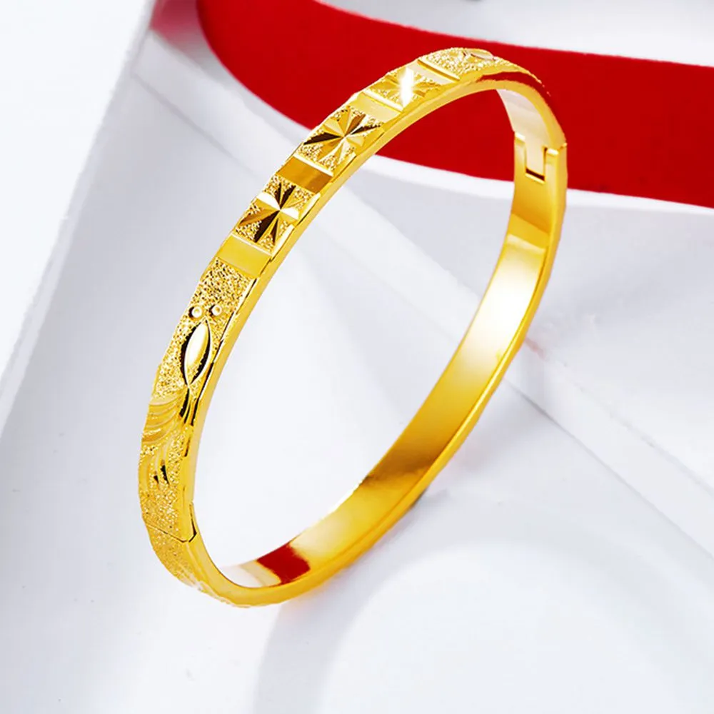 Star Carved Fish Design Bangle 18K Yellow Gold Filled Womens Bangle Openable Bracelet Gift Trendy Accessories Present