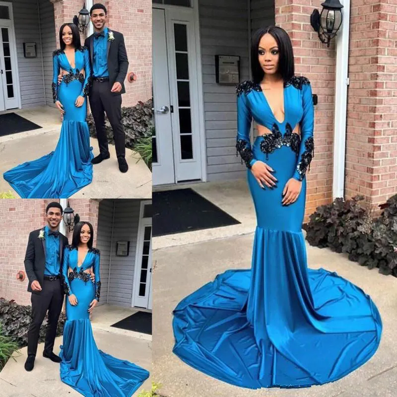 2019 New Arrival Z Długim Rękawem Mermaid Prom Dresses Deep V-Neck Aplikacje Korowne Arabskie Dubai Formalne Długie Party Suknie Wieczorowe Suknia