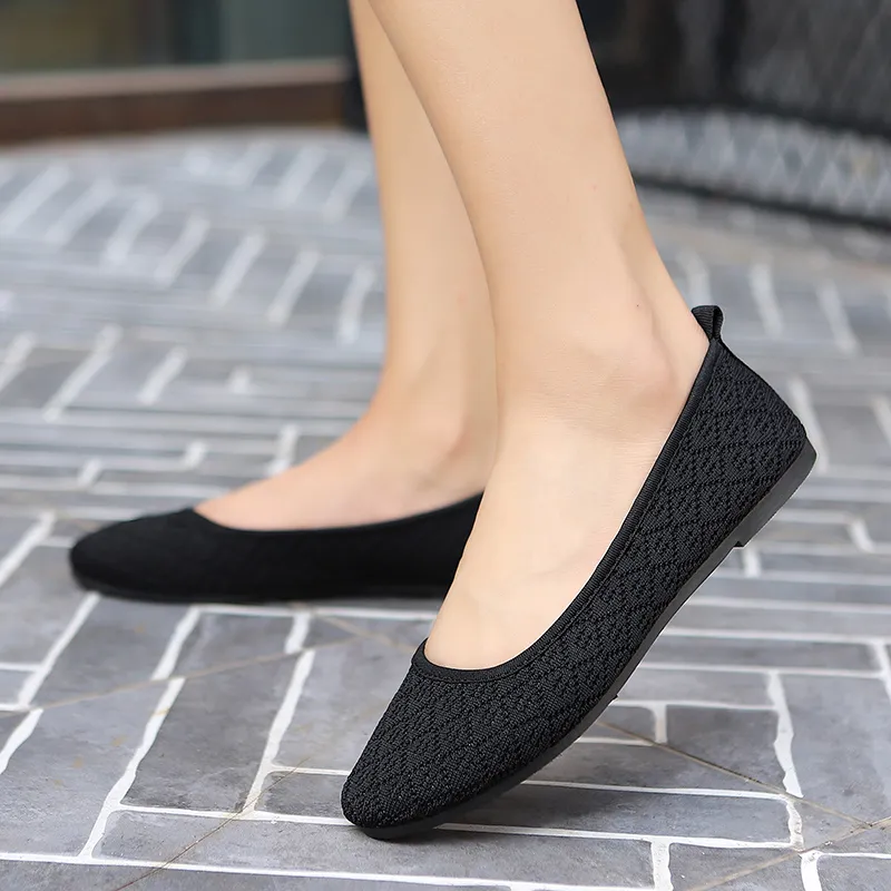 Mira – Effortless Stride Non-Slip Flats