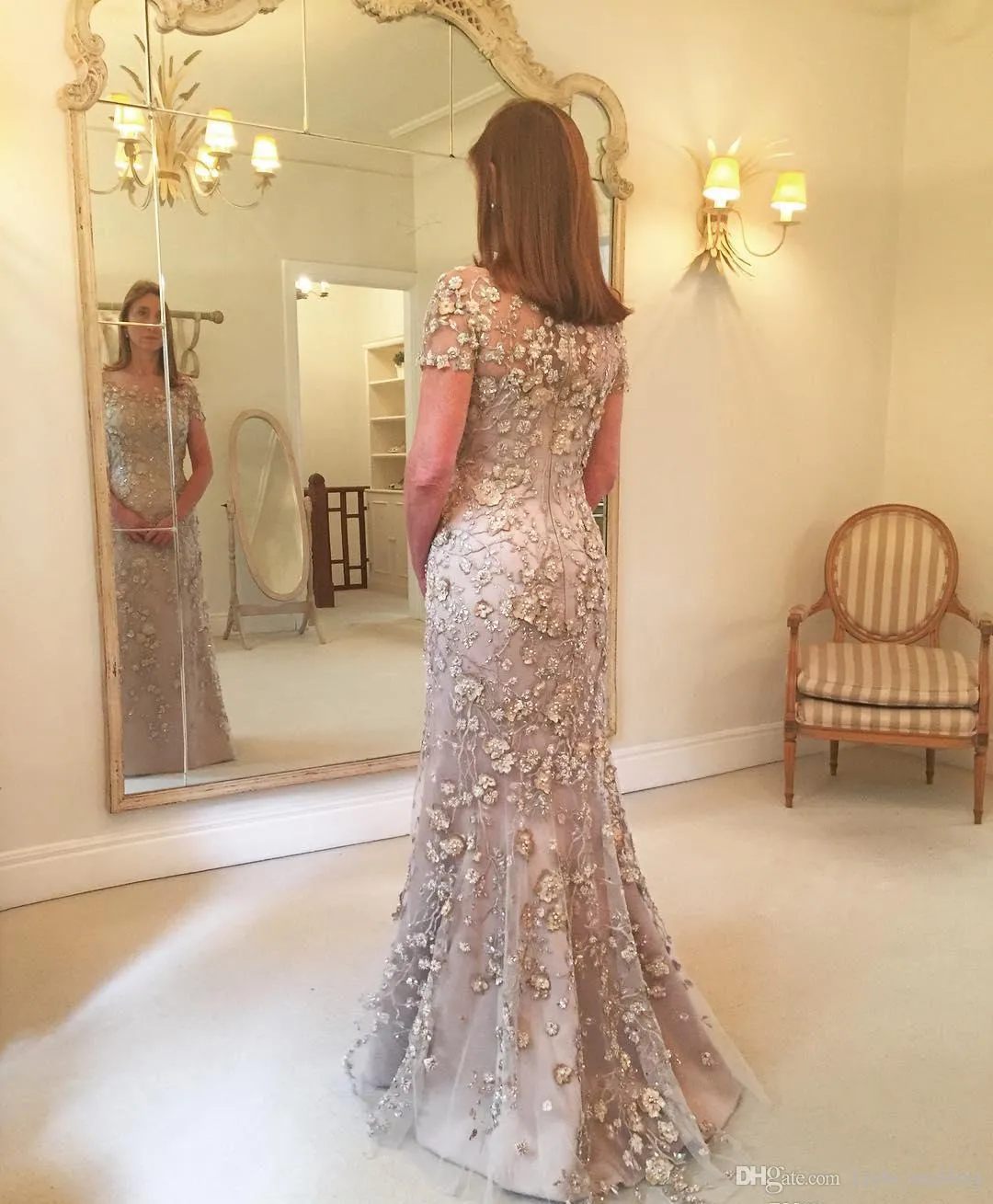 Custom-made Lace motherof the bride dresses with Short Sleeves - 2019 Formal Evening Gown for Wedding Guests and Godmothers in Plus Sizes Custom-made Lace motherof the bride dresses with Short Sleeves - 2019 Formal Evening Gown for Wedding Guests and Godmothers in Plus Sizes