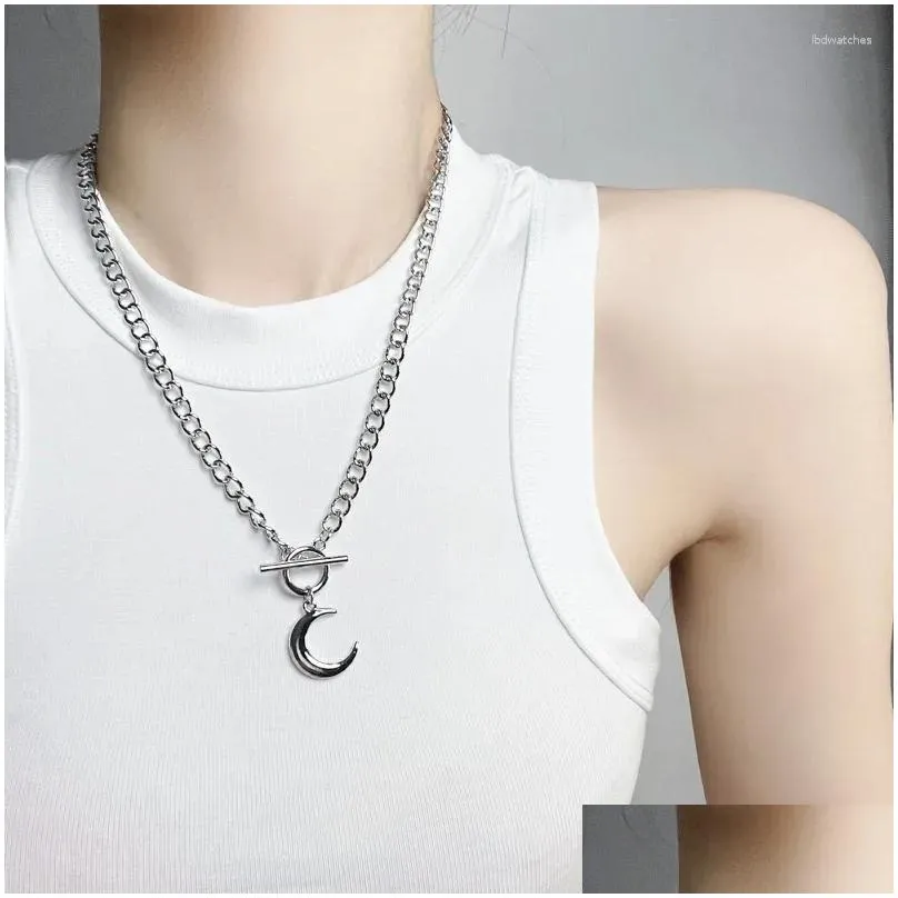 Pendant Necklaces Fashion Punk Hollow Love Heart For Men Women Minimalist Rock Choker Necklace Cool Jewelry