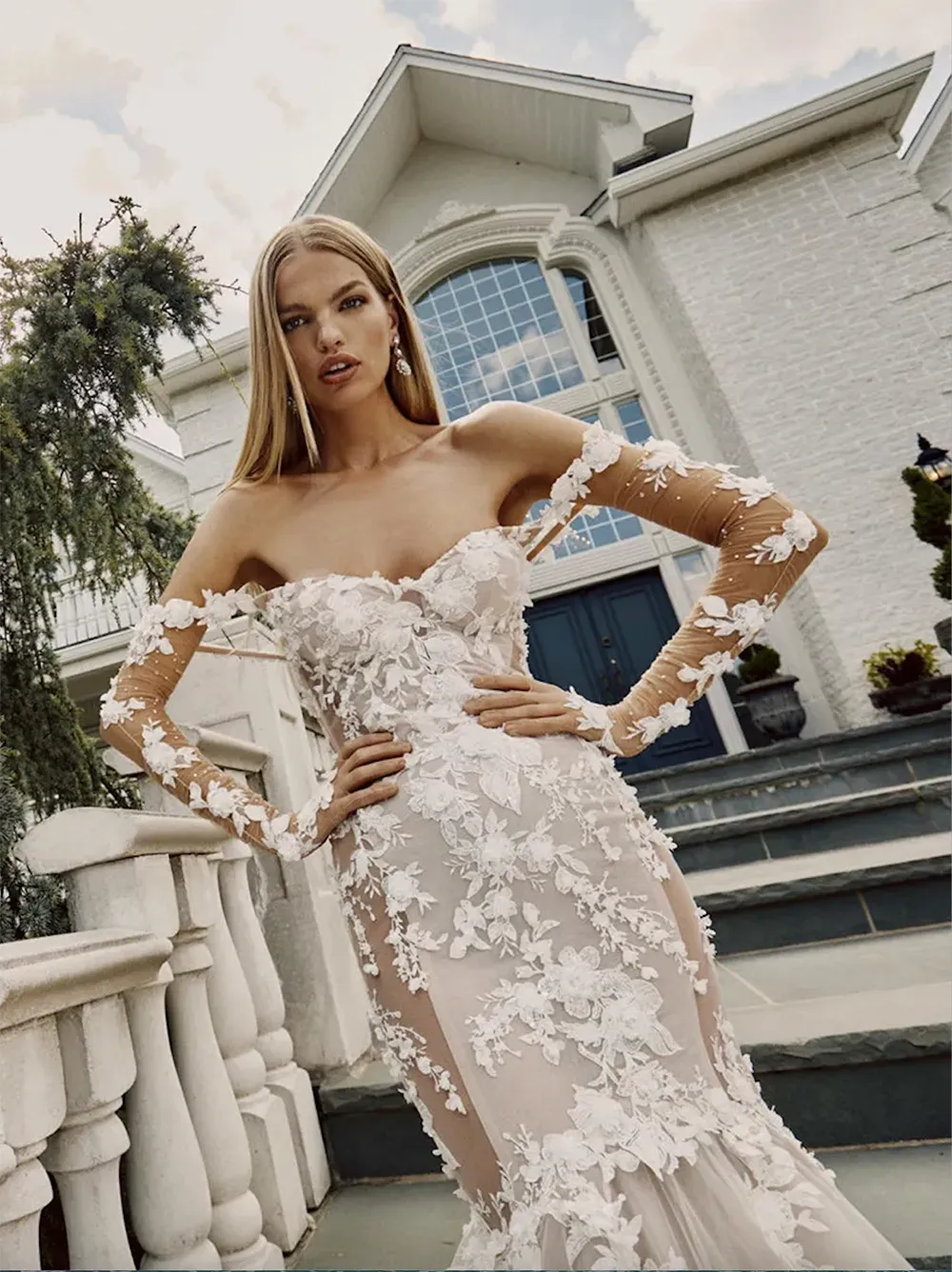 Elegant Mermaid Wedding Dress Off Shoulder Long Sleeve 3D Lace Flowers Bridal Gowns Appliques Backless Custom Made