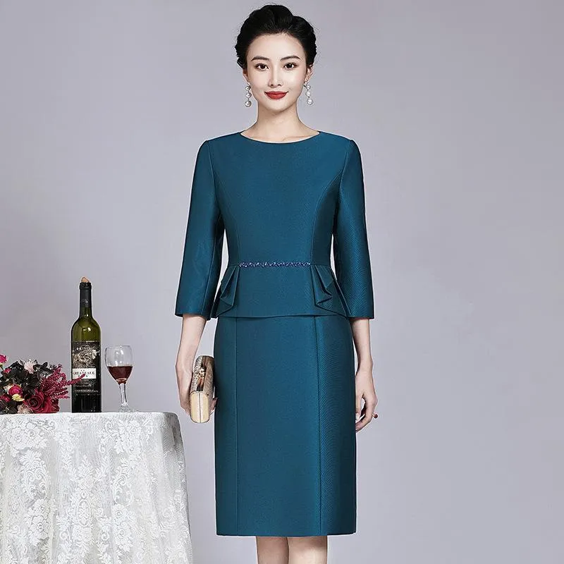 2022 spring dress noble temperament wedding mother-in-law dress dress in the elderly plus size dress