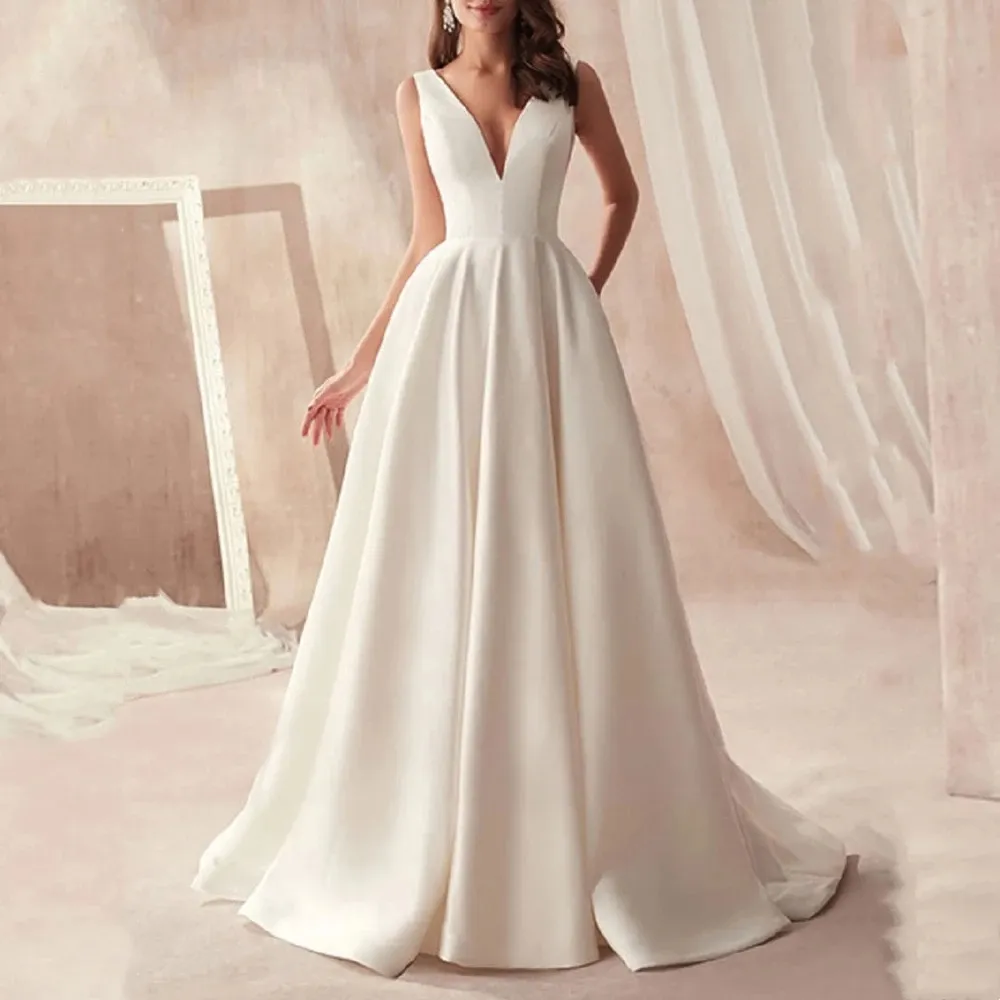 Elegant Ivory Satin A Line Wedding Dresses Deep V Neck Sexy Sleeveless Boho Garden Bridal Gowns Open Back Sweep Train Reeption Dress For Bride Simple Robes CL3136